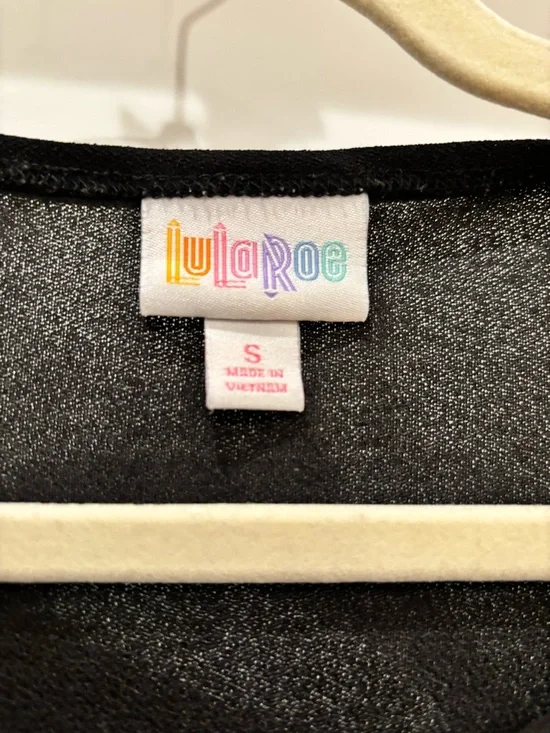 LulaRoe Irma Women's Black Short Sleeve Top - Picture 3 of 4